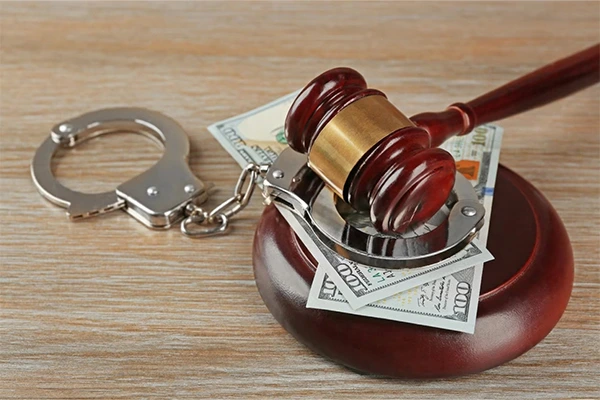 Business Honor - Justice Ministry Targets Money Laundering