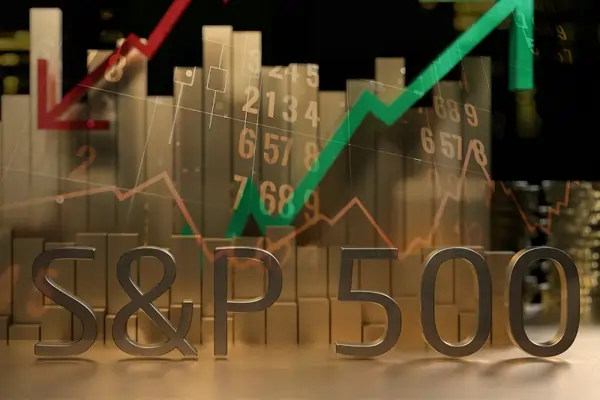 BusinessHonor - 70% of S&P 500 Firms Recognize AI Risks