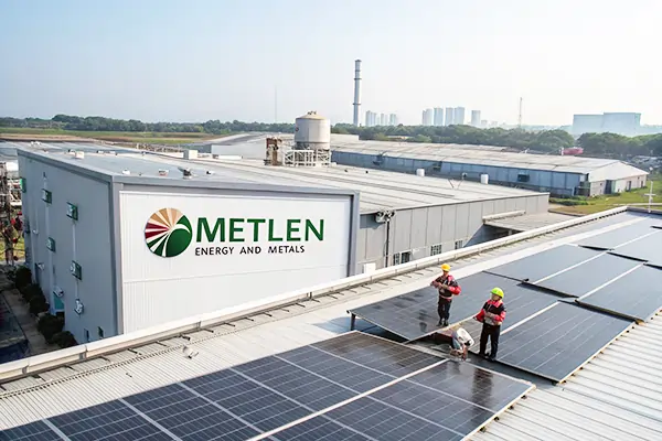 Metlen Energy & Metals Refinances AU$460M Solar Portfolio in Australia